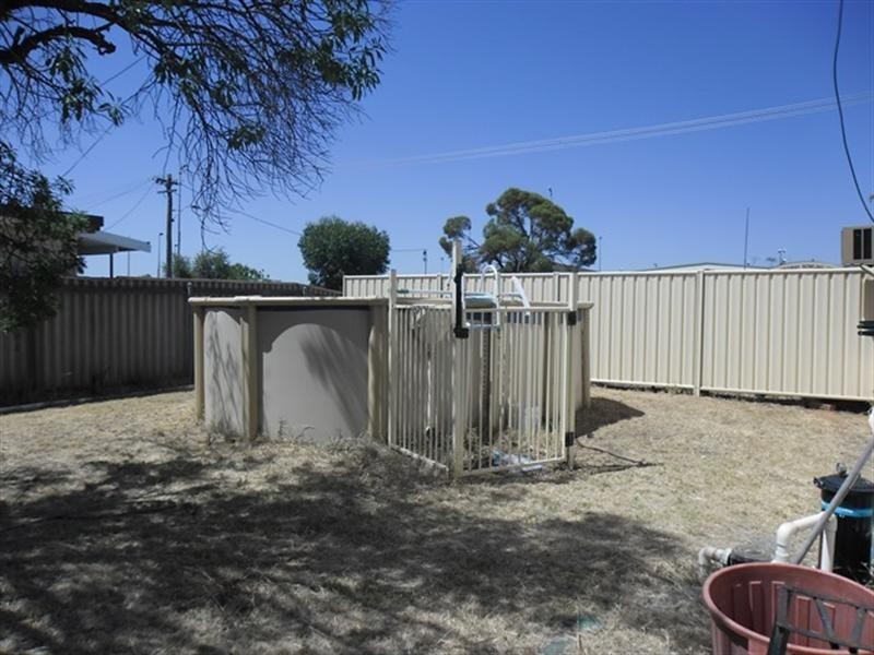 6 Niven Cresent, Carnamah WA 6517