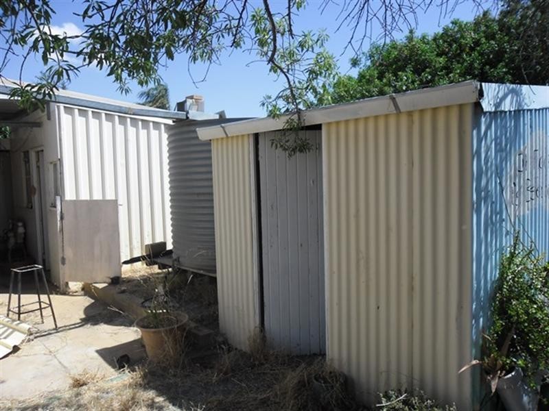 6 Niven Cresent, Carnamah WA 6517