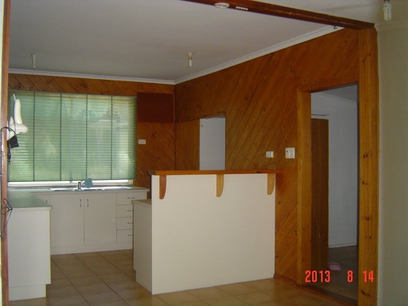 9 CHURCH Street, Dongara WA 6525