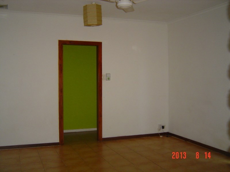 9 CHURCH Street, Dongara WA 6525