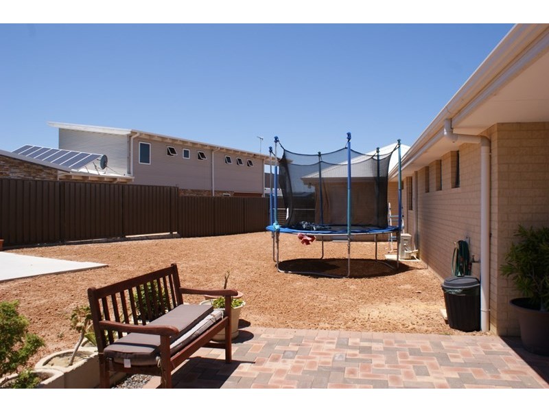 50 Premier Circle, Dongara WA 6525