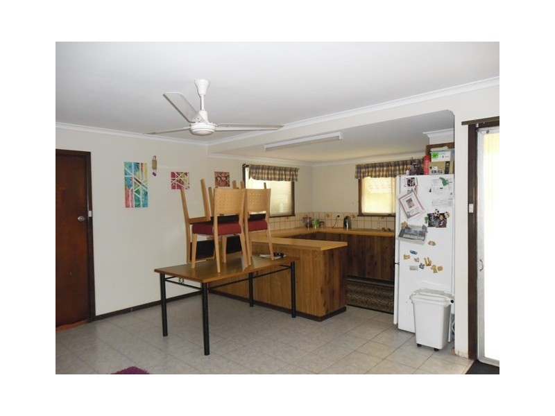 12 Williamson Street, Three Springs WA 6519