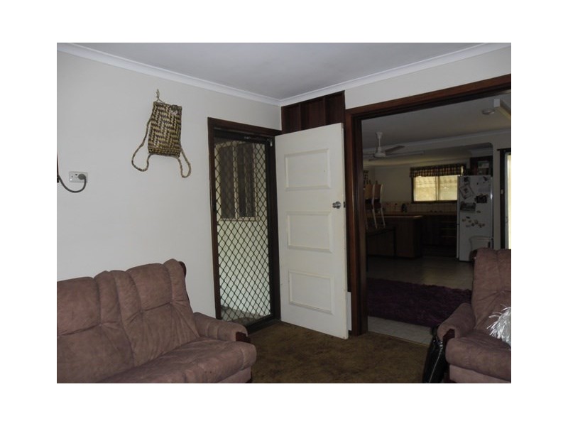 12 Williamson Street, Three Springs WA 6519