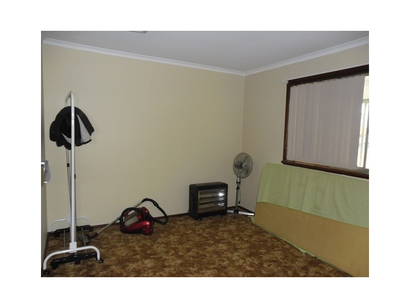 12 Williamson Street, Three Springs WA 6519