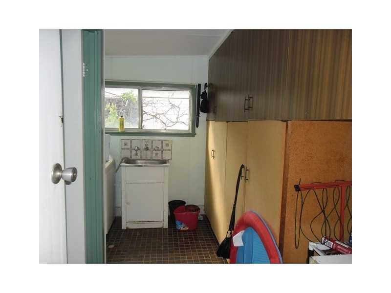 12 Williamson Street, Three Springs WA 6519