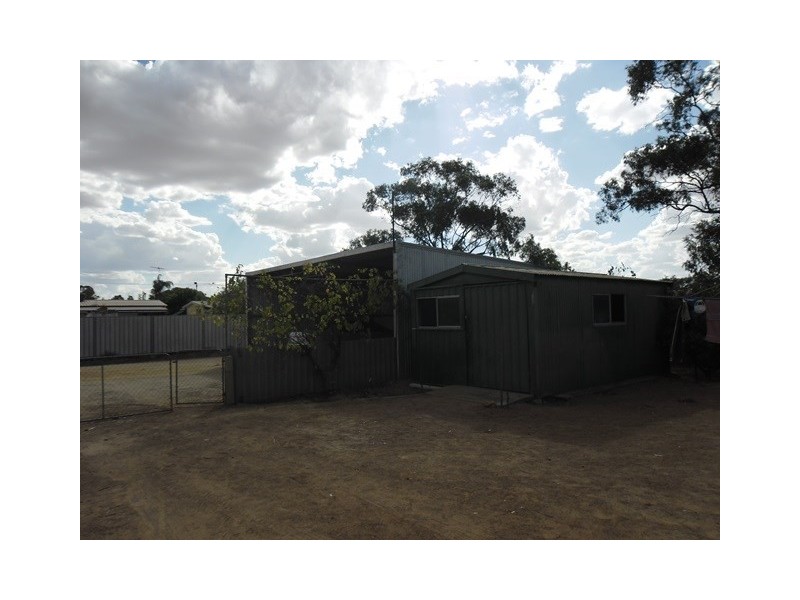 12 Williamson Street, Three Springs WA 6519