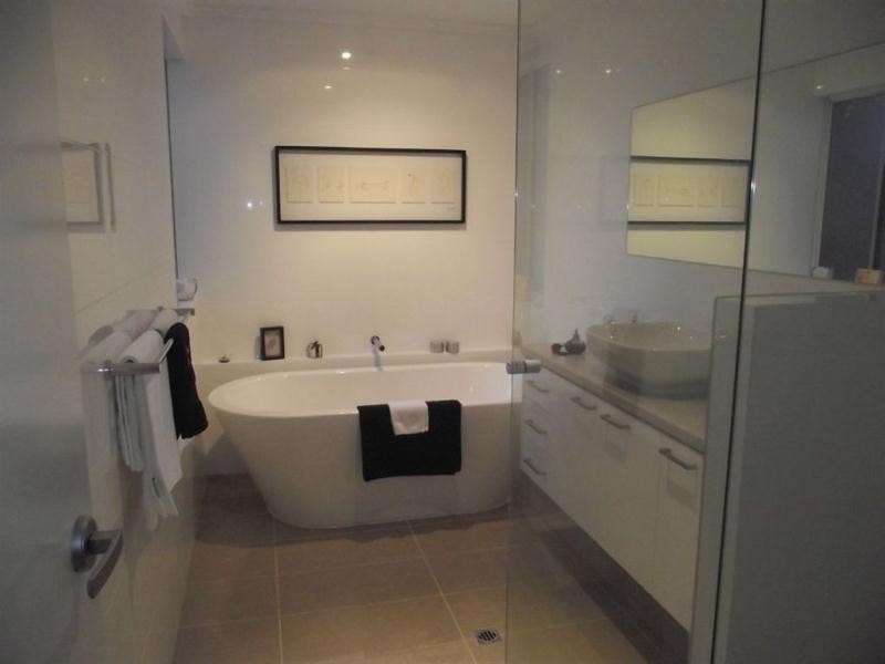 4 Marina Heights, Port Denison WA 6525