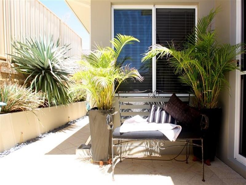 4 Marina Heights, Port Denison WA 6525