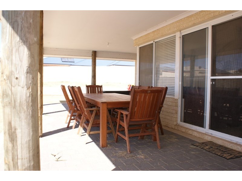 208 Point Leander Drive, Port Denison WA 6525