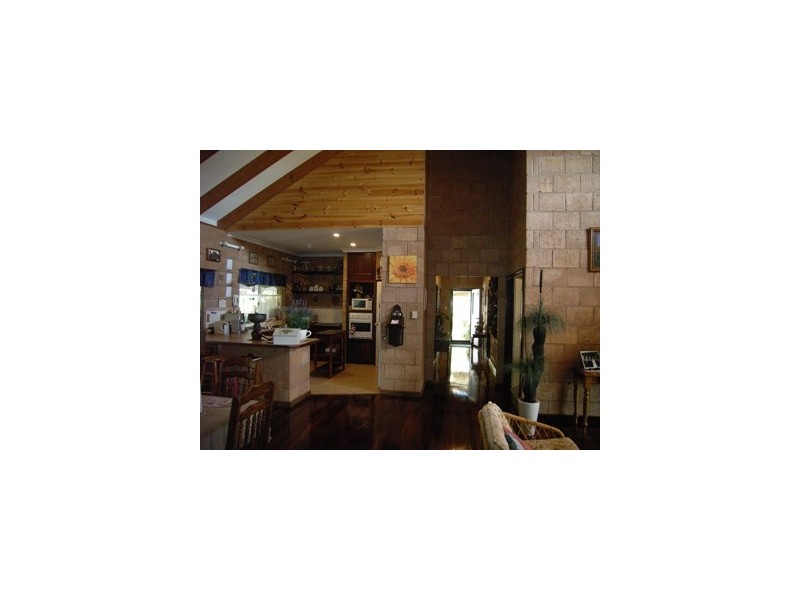 12 Brennand Road, Dongara WA 6525