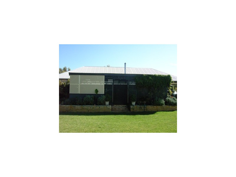 12 Brennand Road, Dongara WA 6525