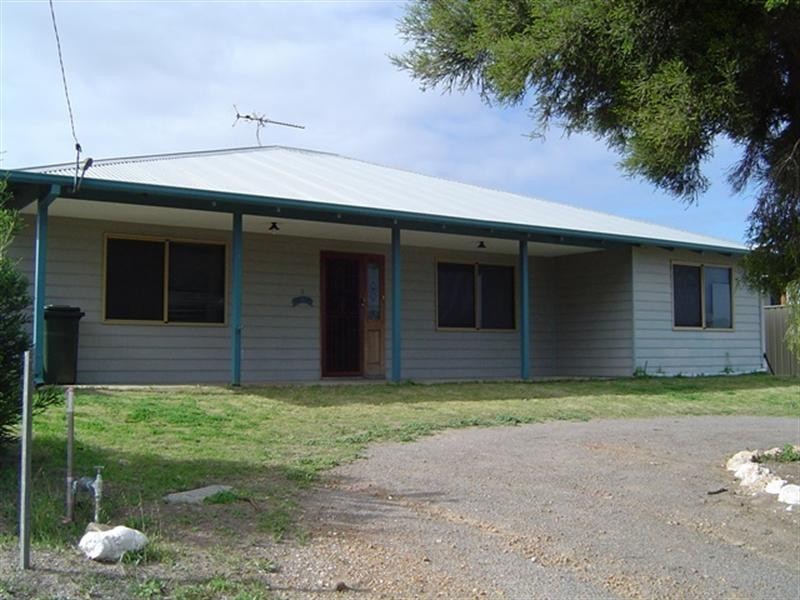 3 Reeve Terrace, Port Denison WA 6525