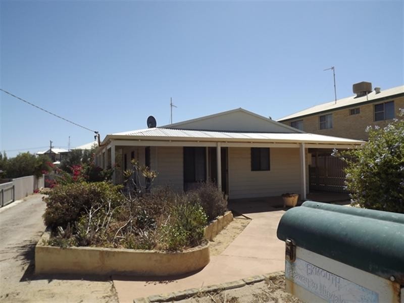 44 Ocean Drive, Port Denison WA 6525