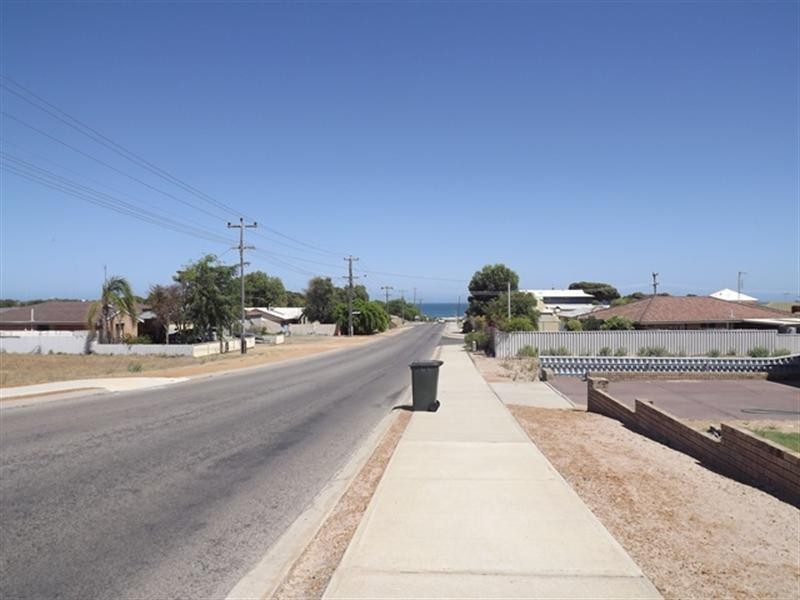 44 Ocean Drive, Port Denison WA 6525