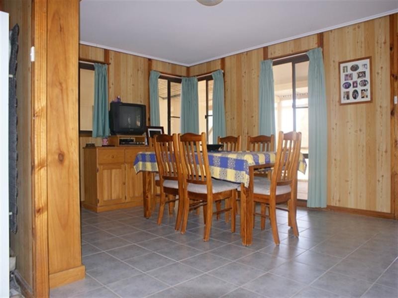 118 Acacia Road, Yardarino WA 6525