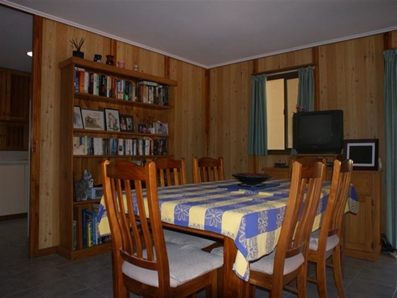 118 Acacia Road, Yardarino WA 6525