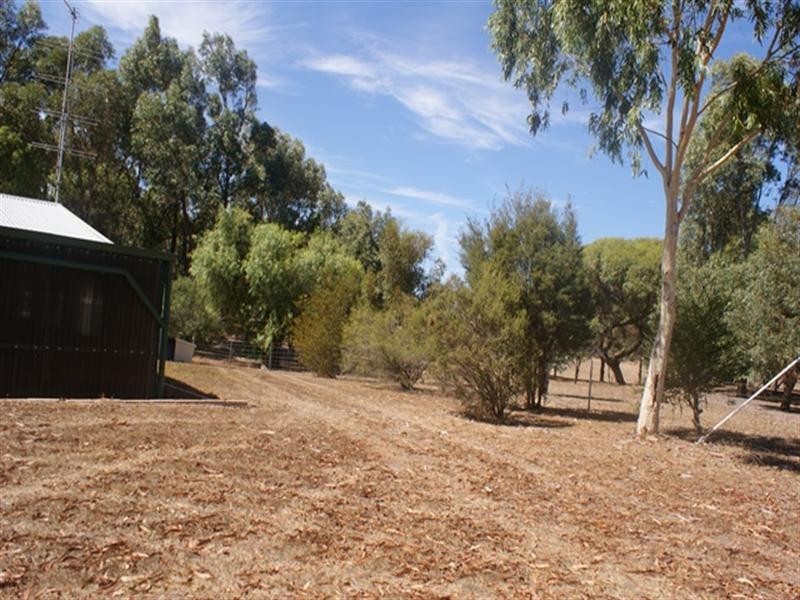 118 Acacia Road, Yardarino WA 6525