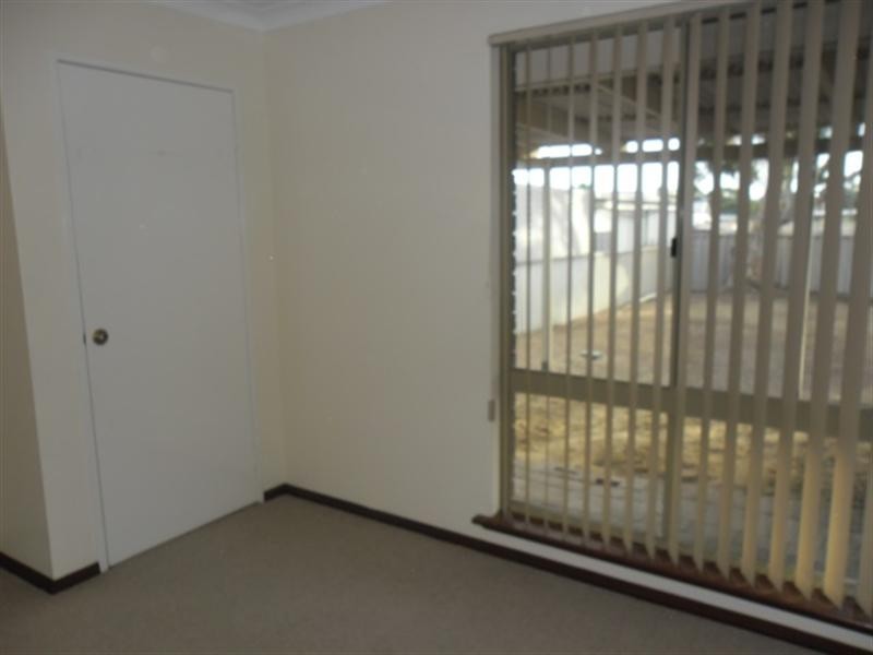 6 Robertson Street, Carnamah WA 6517