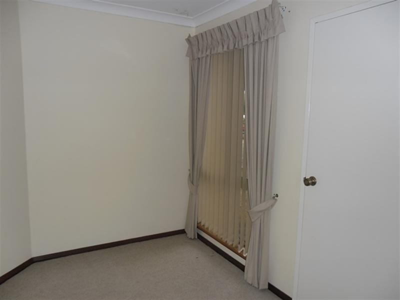 6 Robertson Street, Carnamah WA 6517