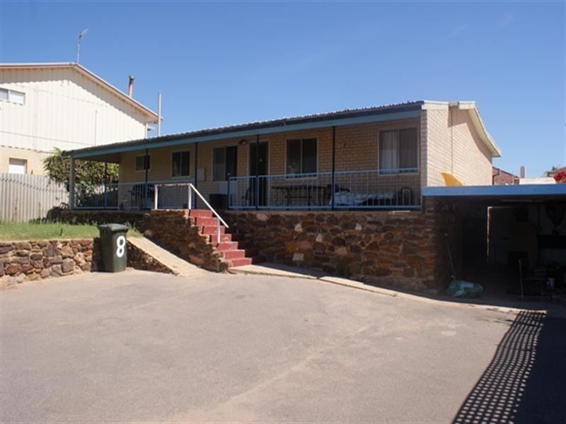 8 Whelan Street, Port Denison WA 6525