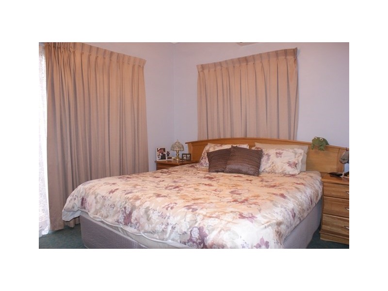 92 Tulloch Drive, Dongara WA 6525