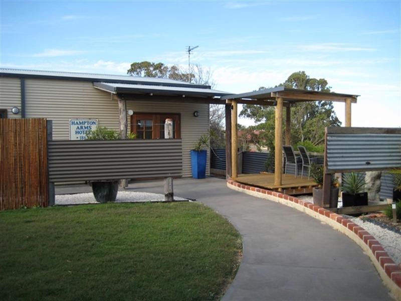5 McNaboe Court, Port Denison WA 6525