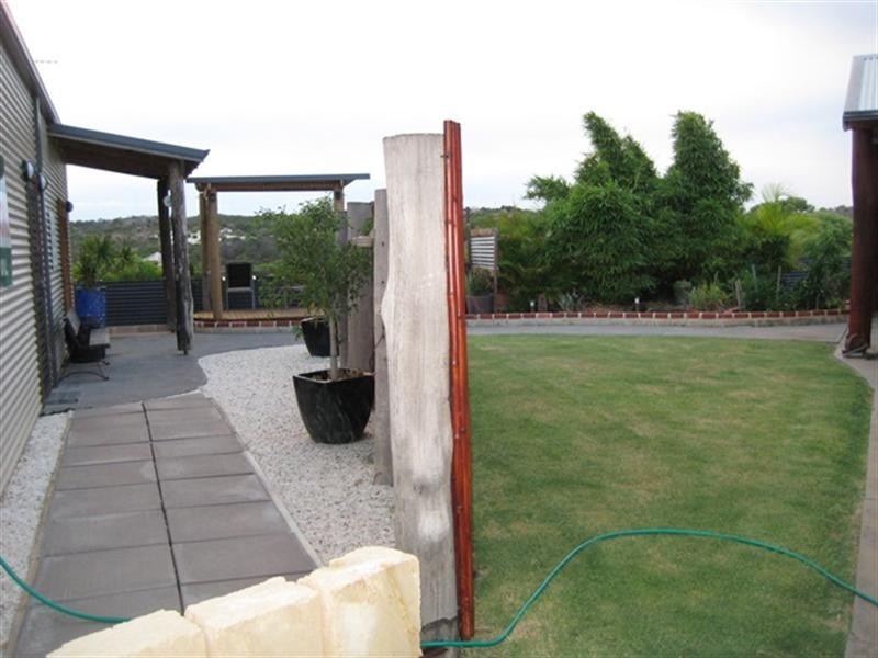 5 McNaboe Court, Port Denison WA 6525