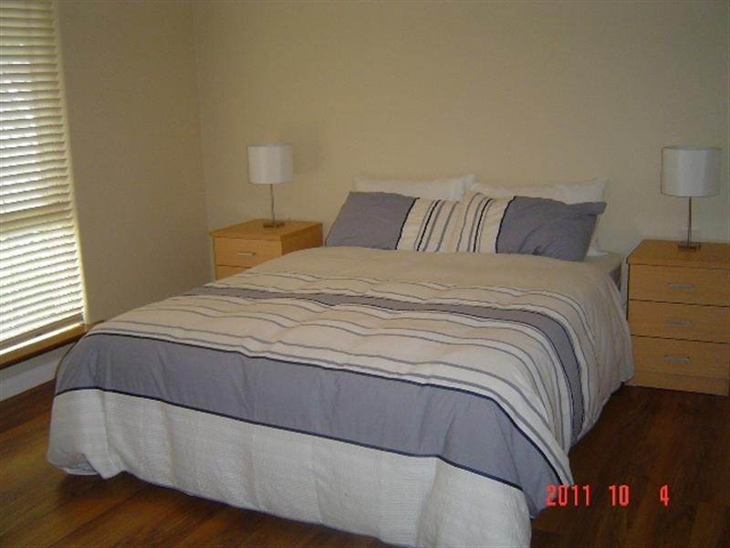 4 Hope Street, Port Denison WA 6525