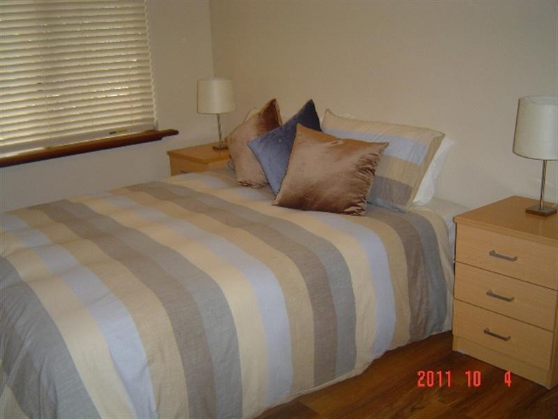 4 Hope Street, Port Denison WA 6525