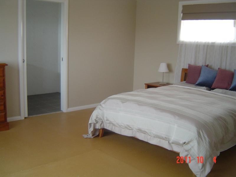 4 Hope Street, Port Denison WA 6525