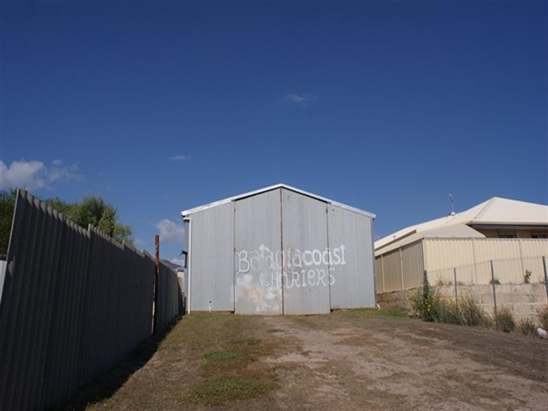 212 Point Leander Drive, Port Denison WA 6525