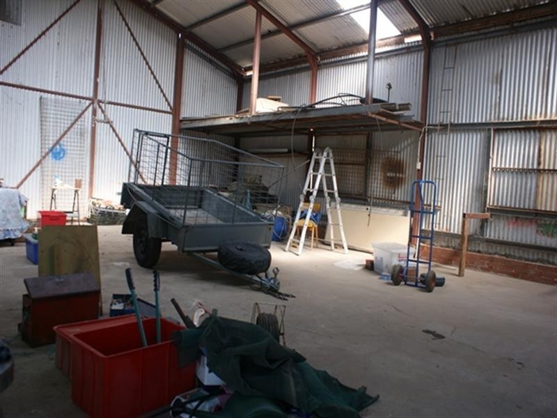 212 Point Leander Drive, Port Denison WA 6525