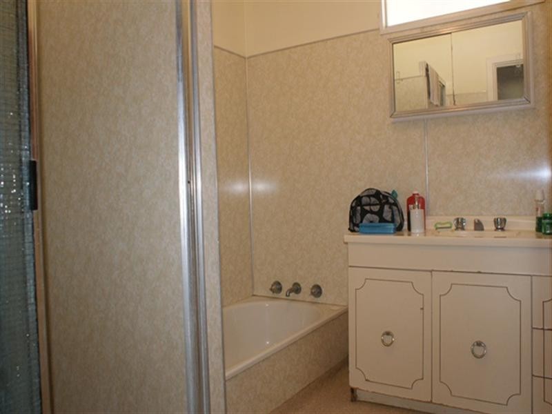 212 Point Leander Drive, Port Denison WA 6525