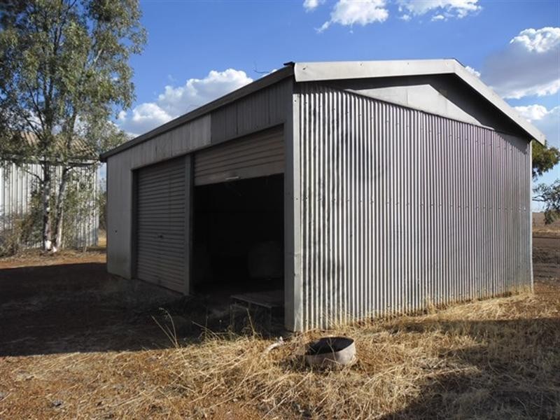 7 Water Street, Three Springs WA 6519