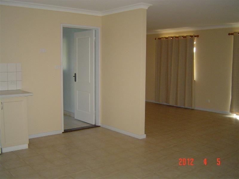 25 Honey Myrtle Close, Springfield WA 6525