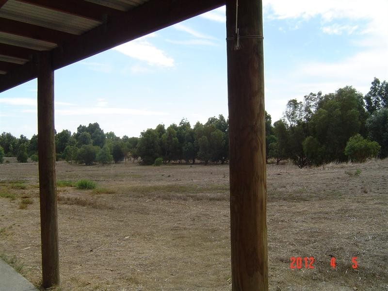 25 Honey Myrtle Close, Springfield WA 6525