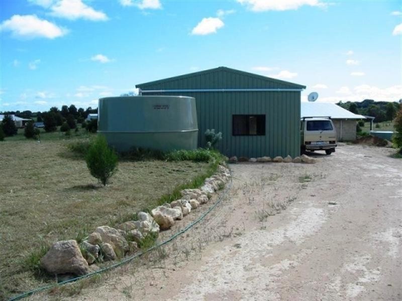 25 Honey Myrtle Close, Springfield WA 6525