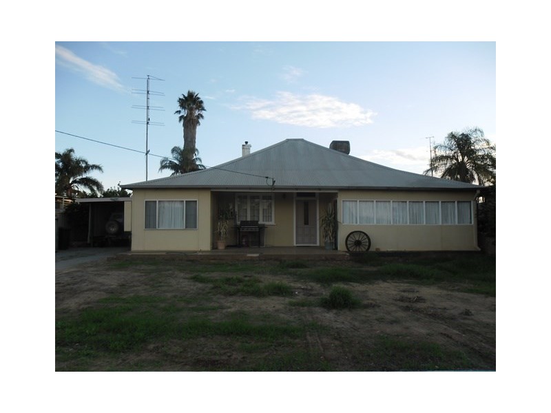 6 Railway Avenue, Carnamah WA 6517