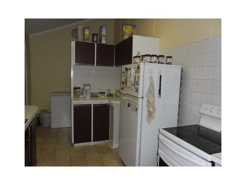 6 Railway Avenue, Carnamah WA 6517