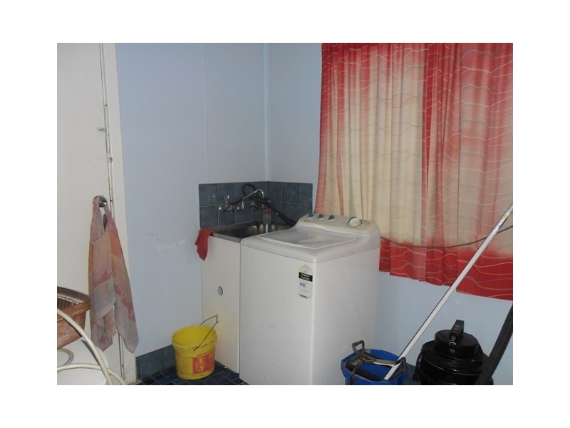 6 Railway Avenue, Carnamah WA 6517