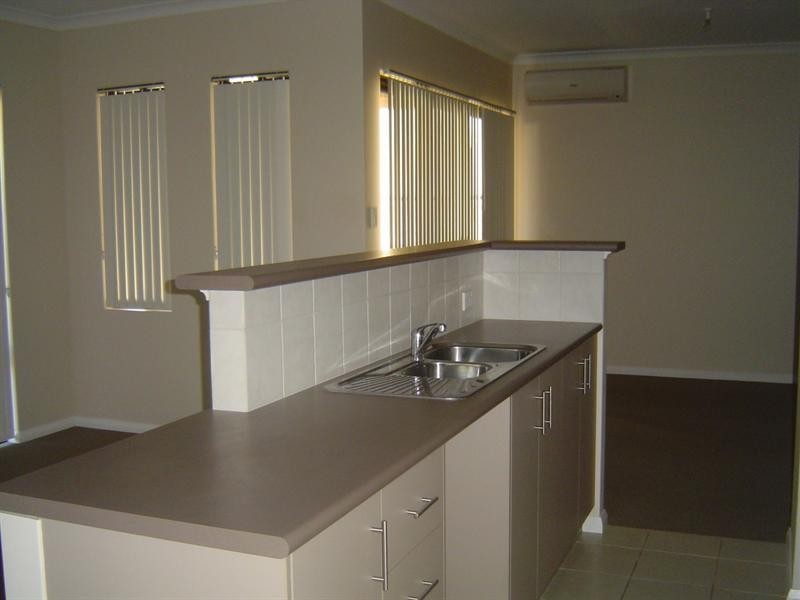 13 Damia Circle, Port Denison WA 6525