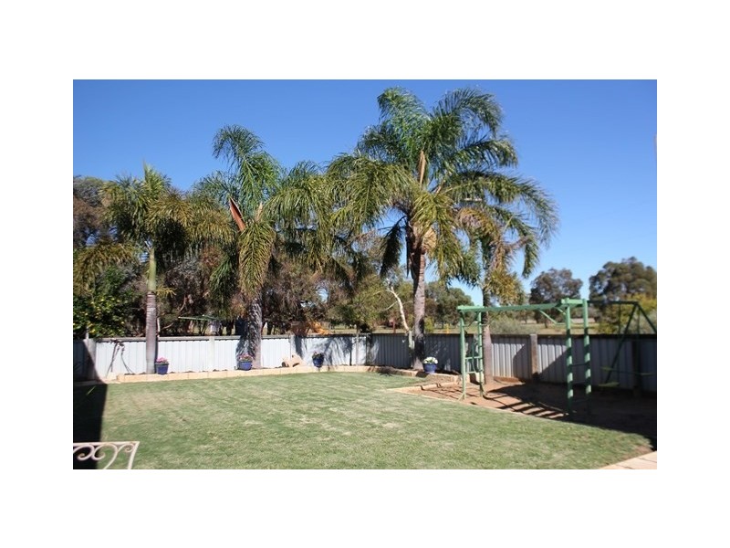 32 Bonniefield Road East, Bonniefield WA 6525