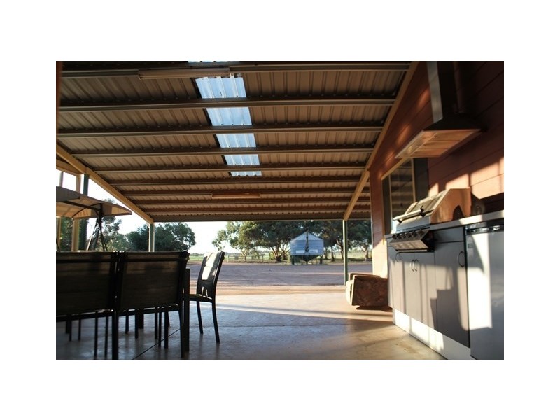 32 Bonniefield Road East, Bonniefield WA 6525