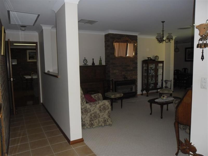 12 Bierman Street, Carnamah WA 6517