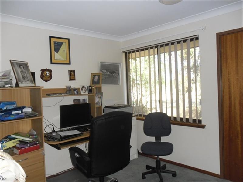 12 Bierman Street, Carnamah WA 6517