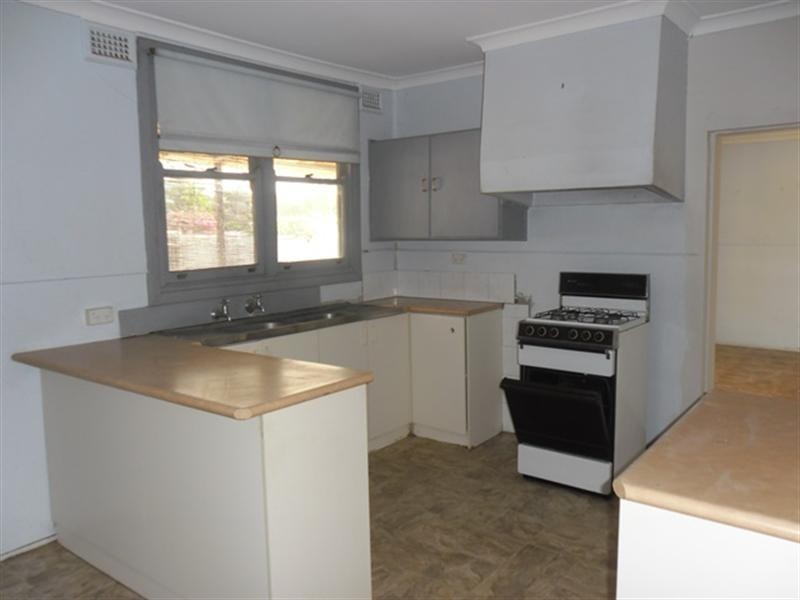 36 Williamson Street, Three Springs WA 6519