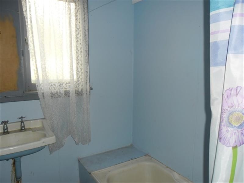 36 Williamson Street, Three Springs WA 6519