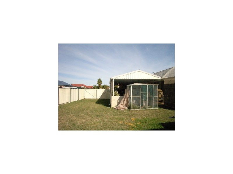 20 Mitchell Heights, Dongara WA 6525