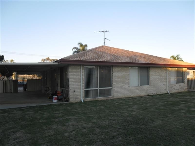 3 Lucas Drive, Carnamah WA 6517