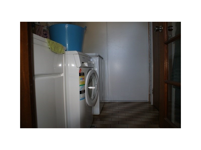 17 Flanagan Way, Dongara WA 6525